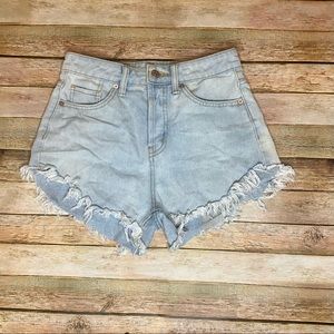 Wild Fable 00 light wash denim shorts